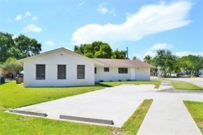 5907 N Tyler, Home with 0 bedrooms, 0 bathrooms and 16 parking in Hollywood FL | Image 2