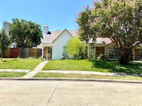 817 Colchester Dr, Mesquite, TX, 75149-3281 | Card Image
