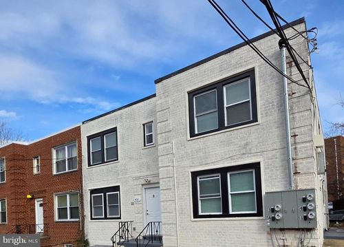 408 Chaplin St Se, WASHINGTON, DC, 20019-4218 | Card Image