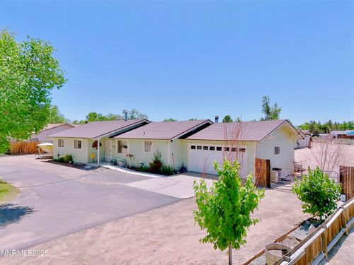 1331 Stephanie Way, Minden, NV, 89423 | Card Image