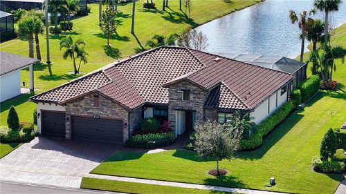 6210 Arcadia Sq, Vero Beach, FL, 32966-1812 | Card Image