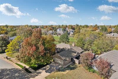 613 Colony Drive, House other with 4 bedrooms, 2 bathrooms and null parking in Edmond OK | Image 2