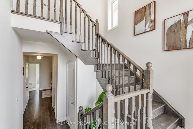 1274 Talisman Manor, House other with 4 bedrooms, 5 bathrooms and 2 parking in Pickering ON | Image 5