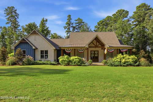 678 Stull Rd, Brandon, MS, 39047-8335 | Card Image