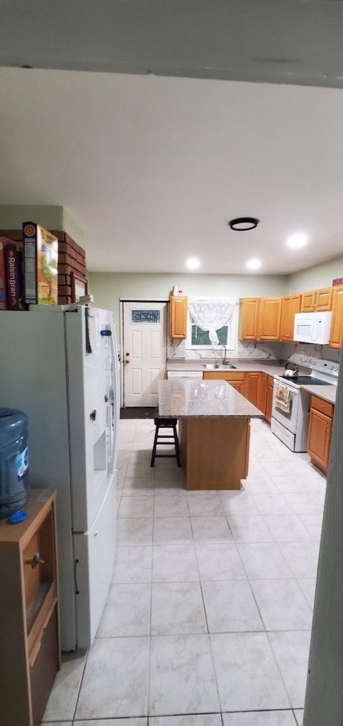 44-44 Clark St, Lynn, MA, 01902-1101 | Card Image