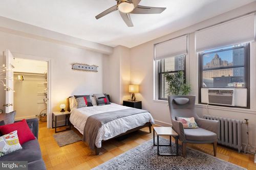 apt-8f-250 S 13th St, PHILADELPHIA, PA, 19107-5617 | Card Image