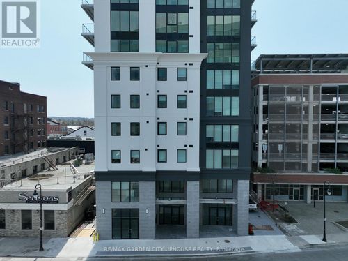 910-57 Carlisle St, St Catharines, ON, L2R0E7 | Card Image