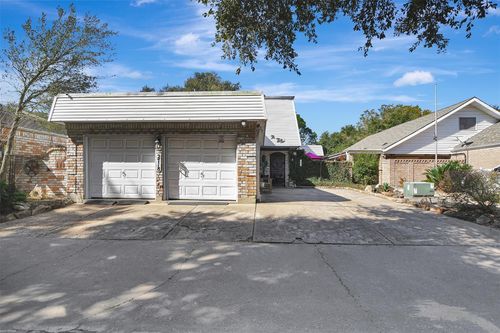 2718 Kissing Camel Ct, Missouri City, TX, 77459-3105 | Card Image