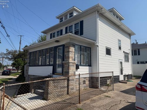 318 Camp St, Sandusky, OH, 44870-2226 | Card Image