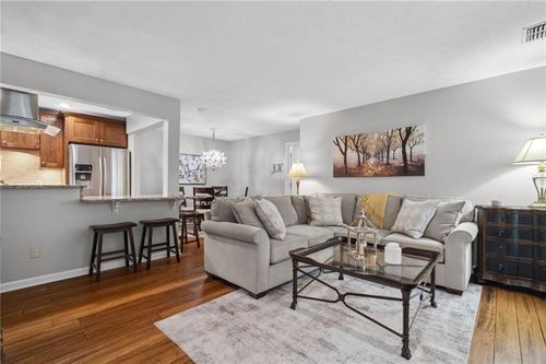 3408 Lake Pointe Cir, Roswell, GA, 30075-4769 | Card Image