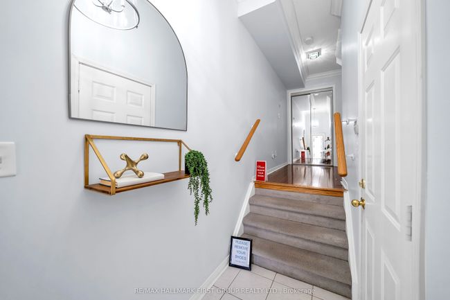 20 Webbford St, House attached with 4 bedrooms, 3 bathrooms and 2 parking in Ajax ON | Image 5