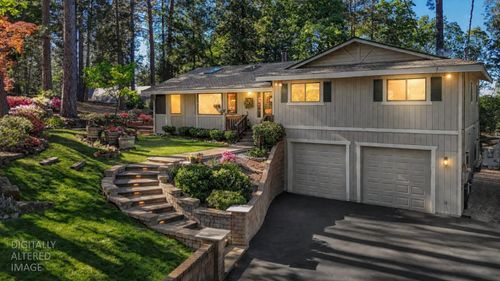 17682 Alexandra Way, Grass Valley, CA, 95949-7183 | Card Image