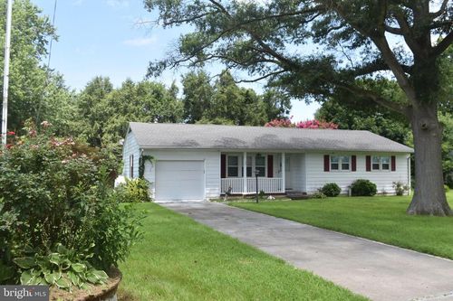 111 Irons Ave, MILLSBORO, DE, 19966-1806 | Card Image