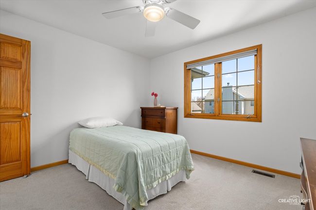 406 Camden Cir, House other with 4 bedrooms, 4 bathrooms and 3 parking in Oswego IL | Image 20