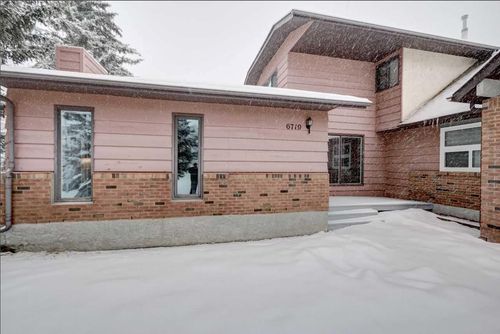 6719 Coach Hill Rd Sw, Calgary, AB, T3H1B7 | Card Image