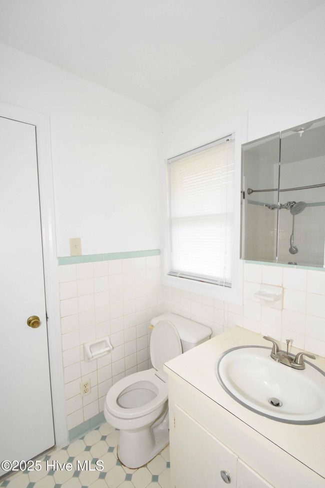 B - 230 Second St, Home with 2 bedrooms, 1 bathrooms and null parking in Ayden NC | Image 10
