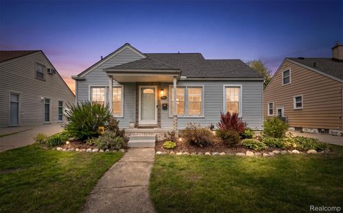 2325 Tyler Ave, Berkley, MI, 48072-1240 | Card Image