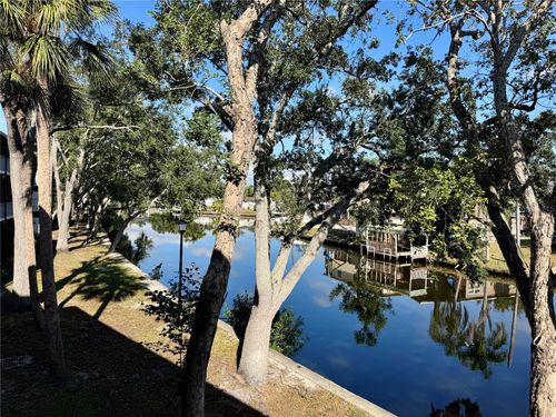 c208-9205 Tudor Dr, TAMPA, FL, 33615-3775 | Card Image