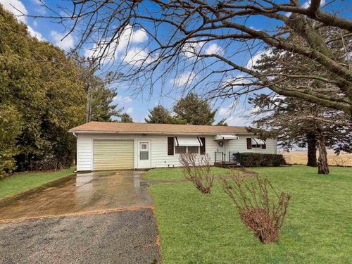 18025 Elizabeth Rd, MOUNT CARROLL, IL, 61053-9098 | Card Image
