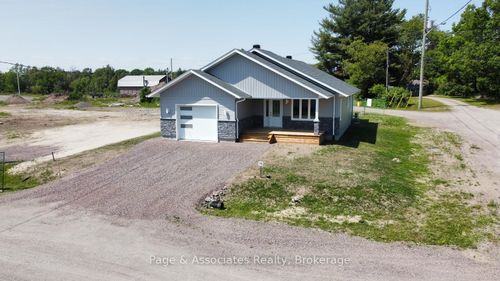 1 Moon Court, West Nipissing, ON, P2B3E6 | Card Image