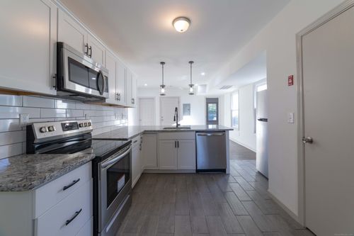 2-84 Sheffield Ave, New Haven, CT, 06511-1927 | Card Image