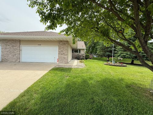 1508 Terrance Cir Ne, New Prague, MN, 56071-8107 | Card Image