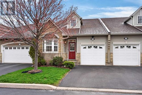 9-212 Stonehenge Dr, Ancaster, ON, L9K1N5 | Card Image