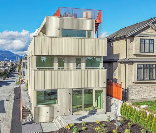 1-2915 E 5th Ave, Vancouver, BC, V5M1N6 | Card Image