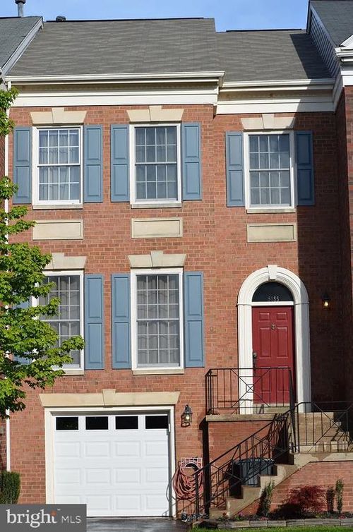 5155 Woodfield Dr, CENTREVILLE, VA, 20120-4124 | Card Image