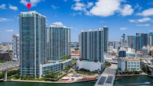 1403-92 Sw 3rd St, Miami, FL, 33130-3075 | Card Image