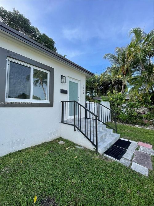 2856-2856 Sw 37th Ave, Miami, FL, 33133-3400 | Card Image