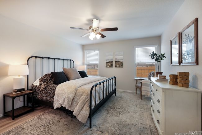 MODEL HOME PHOTOGRAPHED FLOOR PLAN IS AVAILABLE. | Image 18