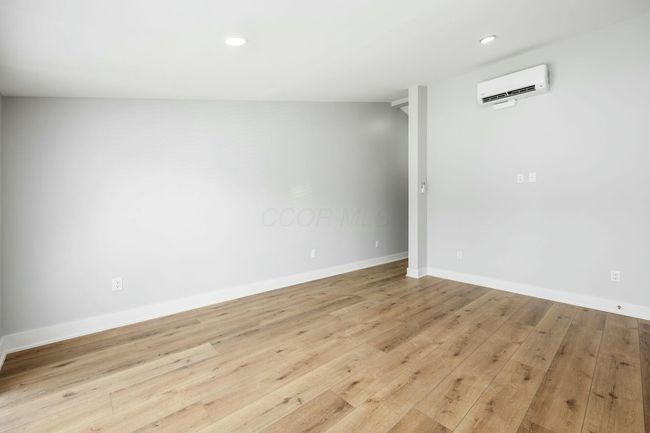 1661 Franklin Park S, House other with 1 bedrooms, 1 bathrooms and null parking in Columbus OH | Image 4