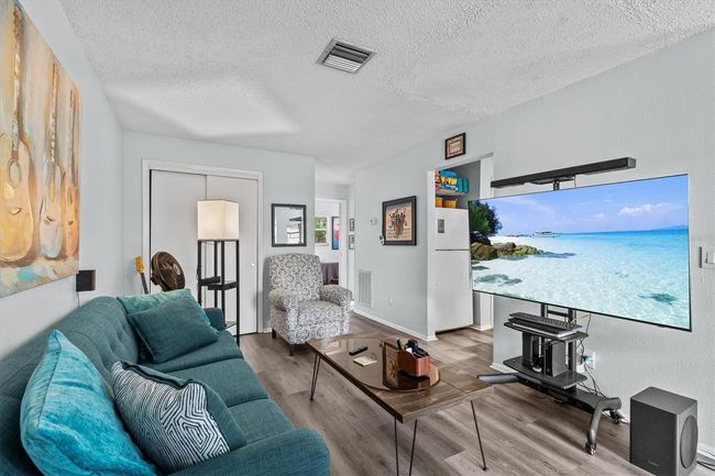 15629 Waverly St, Home with 4 bedrooms, 2 bathrooms and null parking in CLEARWATER FL | Image 9