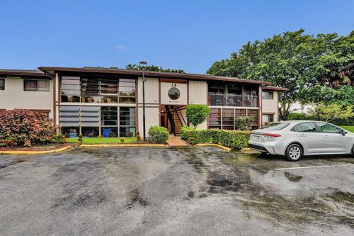 215-9414 S Belfort Cir, Tamarac, FL, 33321-1859 | Card Image