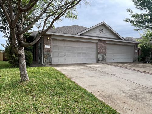 1334 Piedmont Dr, Mansfield, TX, 76063-6042 | Card Image
