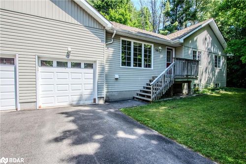 56 Beckett'S Side Rd, Waubaushene, ON, L0K2C0 | Card Image