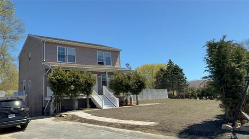 29 Sheridan Dr, Shirley, NY, 11967-4138 | Card Image