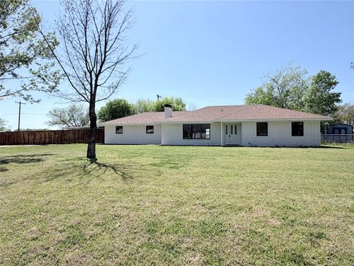 608 S Colorado St, Whitney, TX, 76692-2823 | Card Image