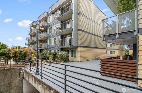 apt-a304-1311 12th Ave S, Seattle, WA, 98144-7425 | Card Image