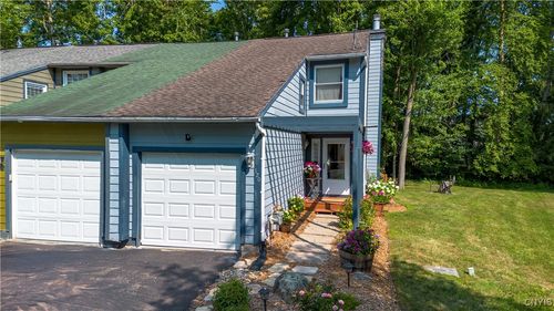 120 Softwind Cir, Baldwinsville, NY, 13027-3356 | Card Image