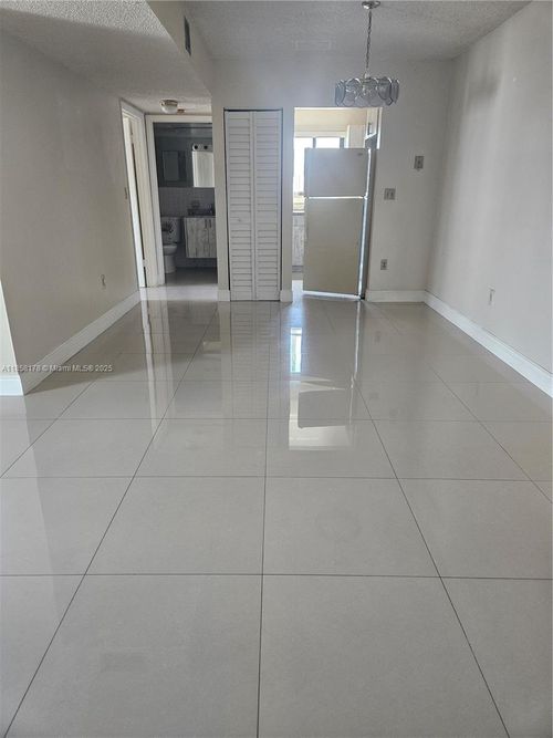 apt-413-2046 W Flagler St, Miami, FL, 33135-1674 | Card Image