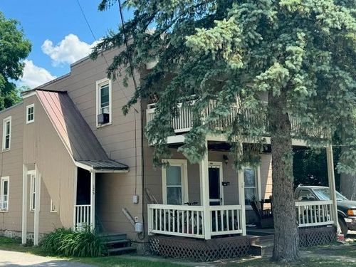 123 Bradford St, Bennington, VT, 05201-2019 | Card Image