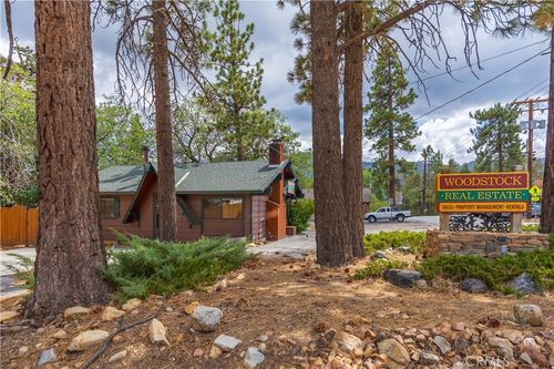 479 Maple Ln, Sugarloaf, CA, 92386-9607 | Card Image