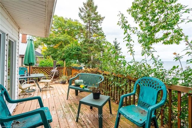 24 Lake Rd, House other with 2 bedrooms, 1 bathrooms and 2 parking in Selkirk ON | Image 45