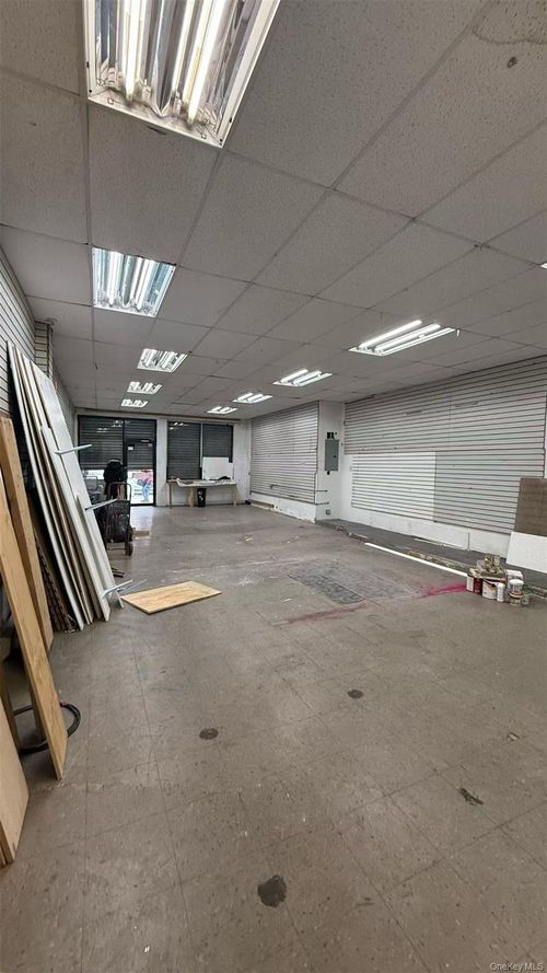 264 Schenectady Ave, Brooklyn, NY, 11213-3927 | Card Image