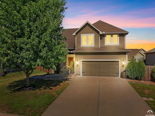 1614 Acorn Ln, Eudora, KS, 66025-9212 | Card Image