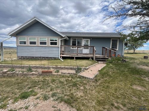 27932 Us Highway 385, Hot Springs, SD, 57747-7301 | Card Image