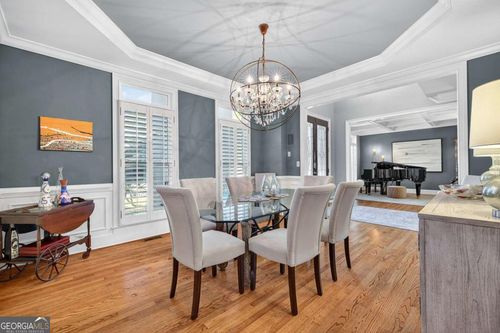 5109 Parkwood Oaks Ln, Smyrna, GA, 30126-7600 | Card Image