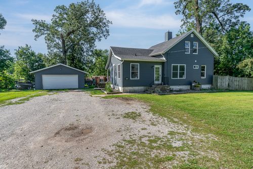 1821 Central Ave, Bettendorf, IA, 52722-6041 | Card Image